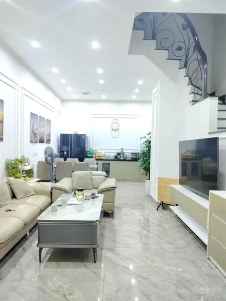 Trịnh văn bô ngõ thông, ô tô lùi tận cửa, 35m2, dân xây cực kỳ chắc chắn. giá 6.7t