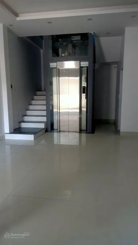 Bán nhà phú lãm hà đông, 40m2 5t thang máy, ngõ nông, ôtô đỗ cửa, an sinh đỉnh, tiện ích vô vàn