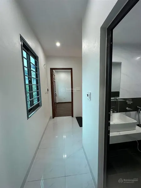 Chính chủ gửi bán nhà 40m25 tầng lô góc phố cầu cốc tây mỗ. giá chỉ 6,8 tỷ