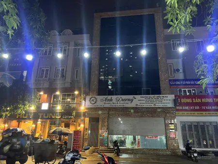 Siêu hot tòa văn phòng 139m2, mt 9m xây 6 tầng full diện tích đất. giá đầu tư chỉ hơn 30 tỷ