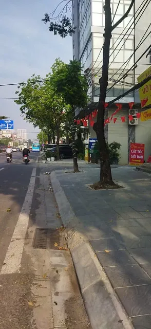 52m2 ĐẤT PHÂN LÔ, VỈA HÈ, ÔTÔ, KINH DOANH, TT TRẠM TRÔI 9.x tỷ 
QUỐC LỘ 32 (ĐƯỜNG VẠN XUÂN)