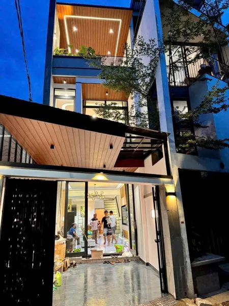 Bán villa NHÀ 3 TẦNG 2 MẶT TIỀN KIỆT OTO 5M AN DƯƠNG VƯƠNG, TP huế Giá rẻ 4.1x tỷ⚡️
