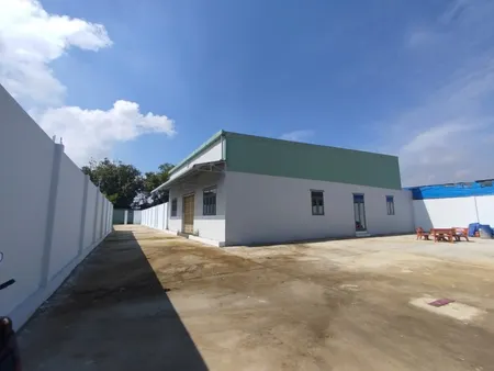 Bán nhà xưởng 1110m2-đường dương công khi- tân thới nhì- đường xe công-gần quốc lộ 22