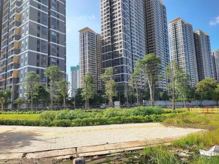 Gấp bán nhỉnh 2 tỷ tl đường ôtô shr 80m2 vuông vức 100m nguyễn xiển 1 phút vinhomes