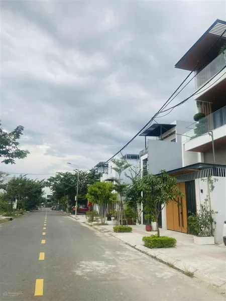 Đất đường hói kiểng 22 đông nam đối lưng trục thông đặng hồi xuân chủ gốc chưa qua đầu tư