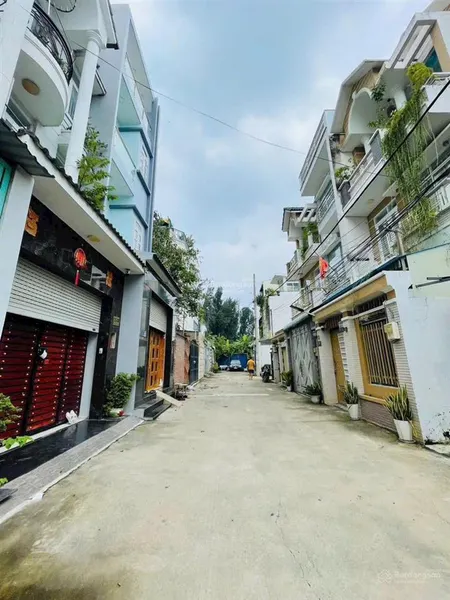 Bán lô đất cạnh kdc nam long cách liên phường 100m