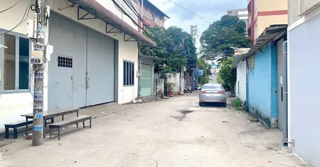 BÁN KHO XƯỞNG (15x30) HXT 1/ QUỐC LỘ 22, TRUNG CHÁNH, HÓC MÔN