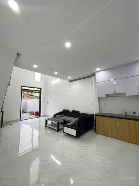 Bán nhà sổ riêng, thổ cư, tại Quốc Lộ 1A, P. Hố Nai, Biên Hòa, Đồng Nai. Giá 1 tỷ 580