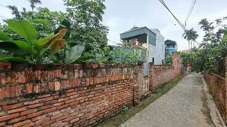 Đất KIM SƠN, Gia Lâm , Hà Nội.
Dt  45m- mt 5m- giá chào bán 3 tỷ có gia lộc.
Ô tô tải vào tận  đất.