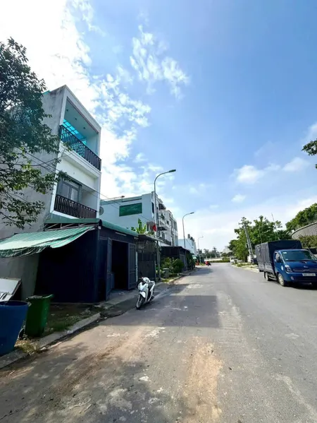 BÁN NHÀ 1 TRỆT 2 LẦU MẶT TIỀN ĐƯỜNG LỚN - KDC HÓA AN - CỔNG SAU POUCHEN