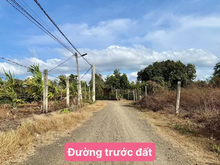 Đất cách Tỉnh Lộ 5 chỉ 200m, dt 160m² ngang 8m giá 420 triệu Xã Cuôr Knia, Buôn Đôn