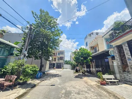 Lô đất 105m2 (5x 21m). full thổ cư. kdc đẹp, cơ sở hạ tầng hoàn thiện. gần tttm vincom. giá 4.1 tỷ