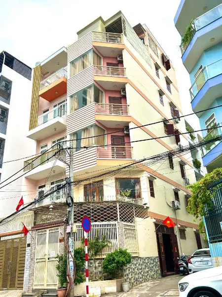 Bán nhà 70m² - 7 Tầng, Hẻm ôtô, ngang 4.35m giá 17.6 tỷ Phường Gia Định