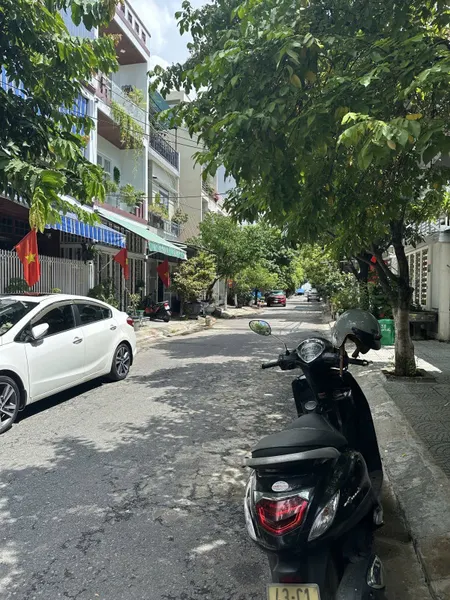 HẠ GIÁ CHÀO GIÁ CHÀO MỚI 6.4 TỶ  67.5 m2 ngang 4.5m