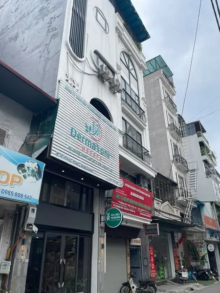 CỰC SỐC! BÁN ĐẤT MẶT PHỐ HOÀNG NGÂN - GIÁ CHỈ NGANG NHÀ TRONG NGÕ - BAY NHANH TRONG NGÀY!