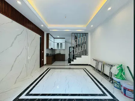 Bán nhà Yên Duyên, Hoàng Mai, 40m2 x 5 tầng, ô tô 5m, Giá: 6,35 tỷ( ctl)