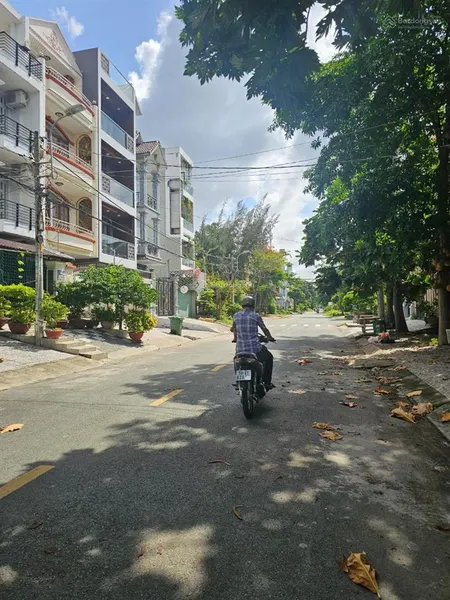 Bán lô đất diện tích lớn 81m2 (ngang 4.5), tại kdc phong phú, bình chánh, giá 7.5 tỷ