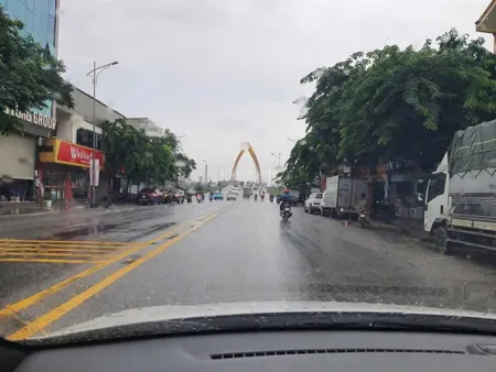 Cần bán lô đất mặt đường quốc lộ 38 phố ba huyện khắc niệm. đường rộng 35m kinh doanh sầm uất ,