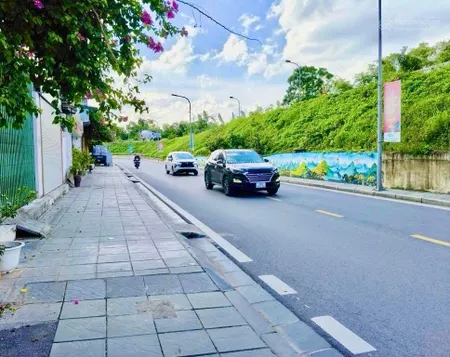 Chính chủ cần bán đất phúc lợi long biên.