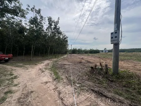 Bán đất 15538.3m² ngang 69m giá 17.6 tỷ Xã Long Hòa