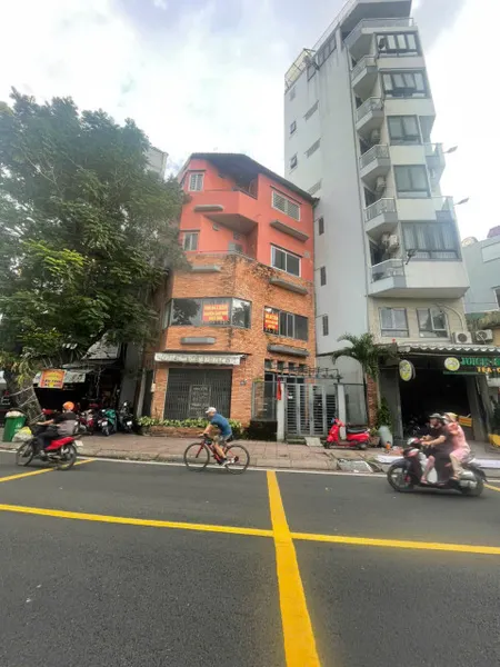 Cho thuê MT 810 Trường Sa, phường 14, Quận 3