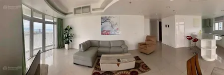 Do vợ chồng quyết định định cư ở nước ngoài nên cần bán gấp căn 2pn mặt sông hàn, full nội thất