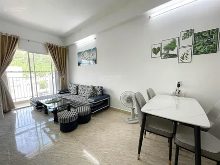 Chính chủ bán căn hộ hoàng quân nha trang 2pn, full nội thất, view núi cô tiên, giá 1.95 tỷ