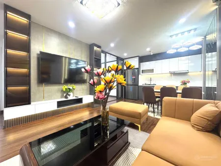 Tôi muốn bán căn góc 102m2, 3 ngủ cc hapulico complex,ban công đông nam. giá 8.5 tỷ, 0337 868 ***