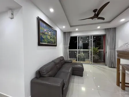 Bán căn hộ ruby celadon city 3pn 2wc 84m2 full nội thất như mới giá 4,9 tỷ