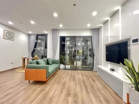 Chính chủ bán gấp trong tuần ch 2pn + 1, dt 64m2, giá 5.3 tỉ the imperia smart city. 0837 779 ***