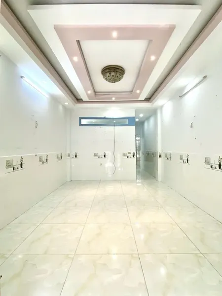 Bán Nhà Hai Mặt Tiền,Đường Chiến Lược (72m2 -4 x 18 x 3 Tầng) 6,1 Tỷ TL