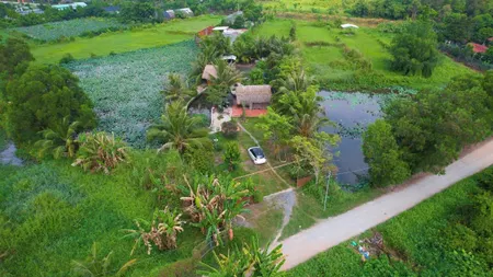 Nhà vườn view kênh nghỉ dưỡng trung tâm xã Bình Mỹ Củ Chi TPHCM, DT: 1200m2.