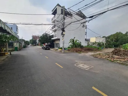 Lô đất vị trí đẹp nằm gần liên phường,phước long b,quận 9 75m2 1tỷ890 giá mềm thích hợp đầu tư