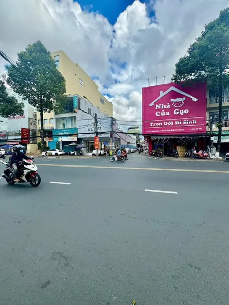 👉130 triệu - CHO THUÊ NHÀ 3 TẦNG GÓC 2 MẶT TIỀN ĐƯỜNG TRẦN HƯNG ĐẠO và TRẦN BÌNH TRỌNG