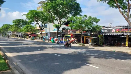 Chính chủ gởi bán 2 lô liền kề cách biển 800m đường nguyễn lương bằng, giá bán 15 tỷ