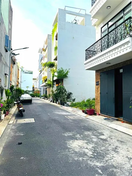 Bán đất hẻm thoại ngọc hầu 4.3x12m khu phân lô đường 7m giá 5.9 tỷ tl