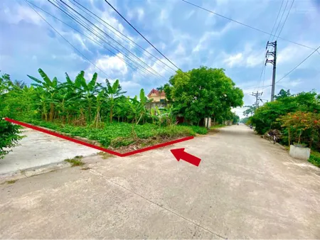 Tôi cần bán lô đất thổ cư 2 mặt tiền, có thể tách 2 lô nở hậu tại duyên yết hồng thái phú xuyên