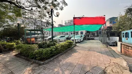 Bán đất mặt phố nguyễn văn cừ diện tích 1266m2, mặt tiền 40m. giá chốt 92 tỷ