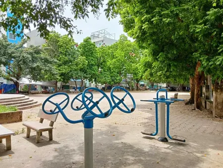 Bán 51m2 đất thổ cư phố lụa, mt 4.2m đầu 10 tỷ ô tô vào lô áp góc 1 nhà ra công viên