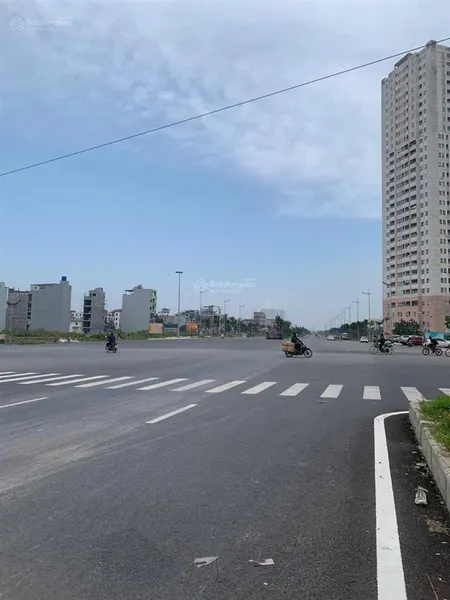 Mình cần bán đất lại yên vân canh diện tích 87,8m2 ô tô đỗ đất mặt tiền knh doanh giá 74tr/m2