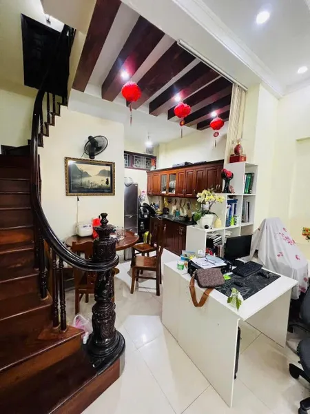 BÁN NHÀ VÍP HOÀNG HOA THÁM TIỆN ÍCH ĐẦY ĐỦ.