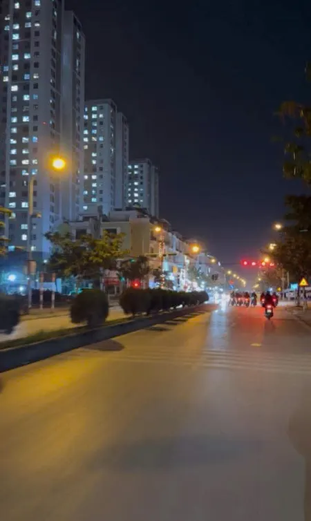 BÁN TÒA NHÀ 7 TẦNG - DIỆN TÍCH 229M2 - MẶT ĐƯỜNG NHỰA KĐG TỨ HIỆP - THANH TRÌ