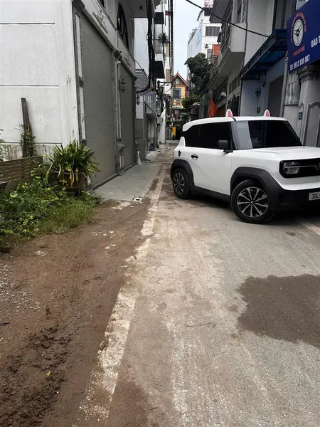 Bán gấp lô đất đàm quang trung aeon long biên gần cầu vĩnh tuy