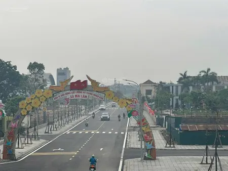 Bán mảnh đất đẹp rẻ, gần ql3, gần đường dẫn tứ liên 1km, đường ô tô 16 chỗ. thôn du nội