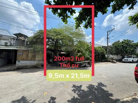 Đất bên sông đường nhựa thông 15m dt 9.5*21m giá chỉ 16.3 tỷ