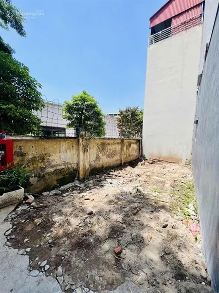 Còn sót lại lô đất 40m2 bồ đề, gần trường quốc tế pháp, hàng xóm khai sơn,hồng tiến 7 phút qua phố.