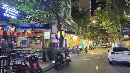 Bán cặp đất đường an thượng 30 kẹp cống. diện tích 162m. đang cho thuê 72trieu/tháng. giá tốt