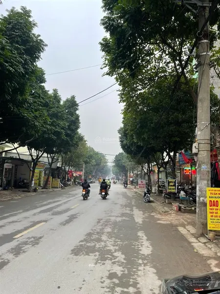 View công viên 365 đất đấu giá giá đầu tư quá hiếm đẹp xuất sắc mặt sau phố bà triệu