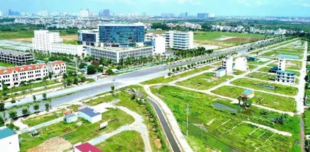 Chính chủ gửi bán lô đất dịch vụ view hồ, thoáng, rộng, mát mẻ quanh năm