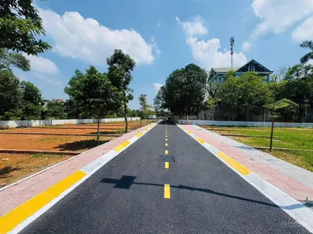 Đất nền hoà lạc cách ngã tư lục quân 50m